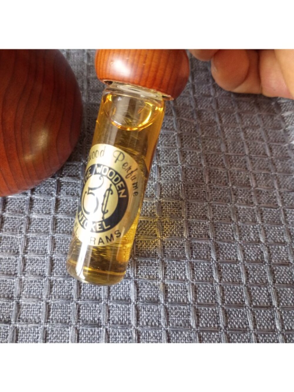 Vintage California Red Wood The Wooden Nickel Perfume - Picture 6 of 8